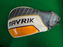 Load image into Gallery viewer, Callaway Epic Flash Driver 9° Adjustable loft Stiff with Cover
