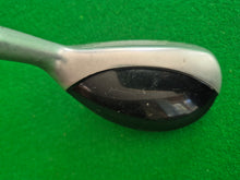 Load image into Gallery viewer, TaylorMade Rescue Mid 4 Hybrid 22° Stiff

