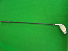 Load image into Gallery viewer, TaylorMade Rescue Mid 4 Hybrid 22° Stiff

