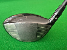 Load image into Gallery viewer, Titleist TSi3 Driver 9° adjustable loft Stiff with Cover
