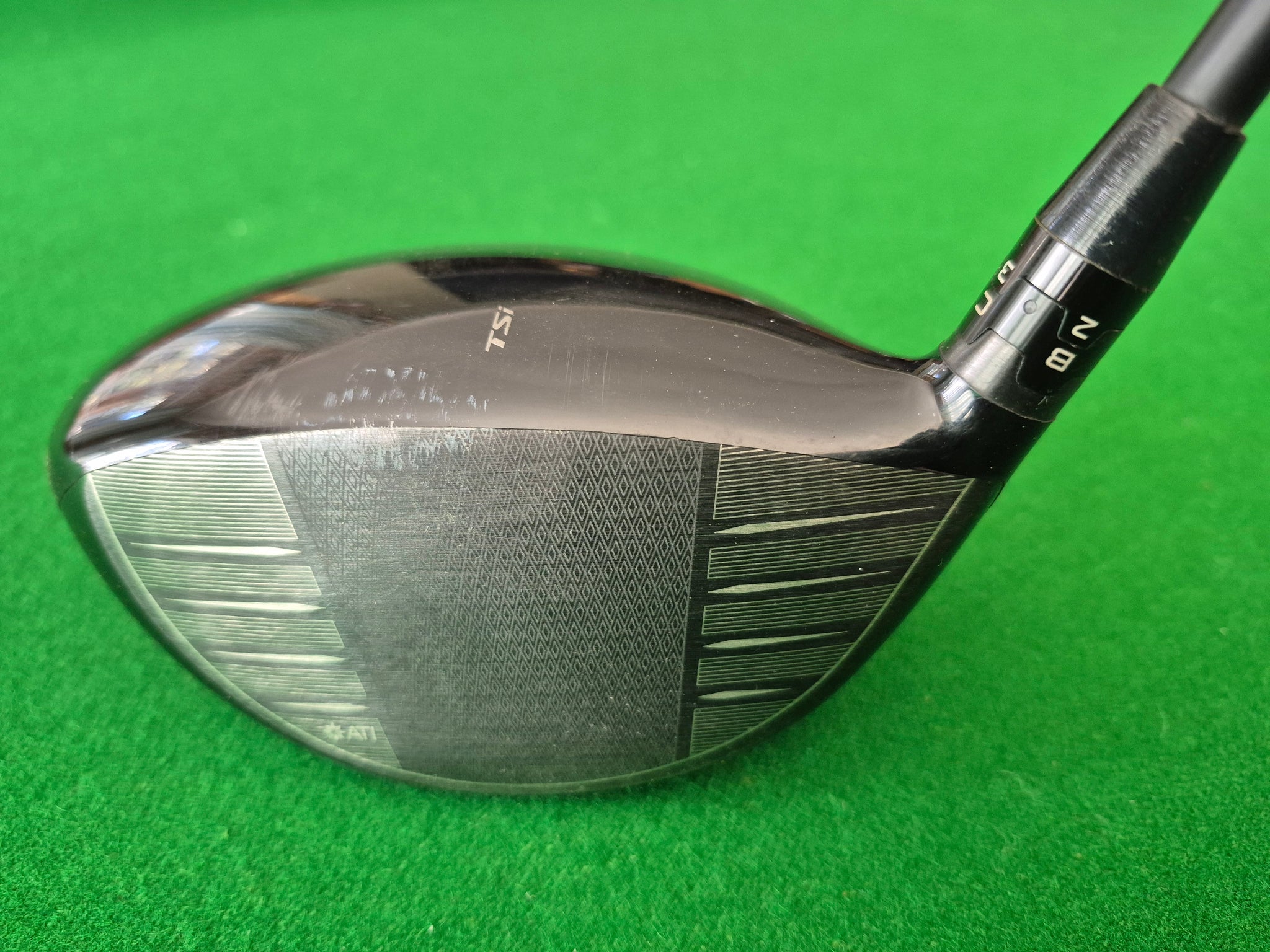 【カイト】Titleist TSi3 9° ドライバー ヘッドカバー付き Titleist TSi3 Driver 9° adjustable loft Stiff with Cover – Golfers