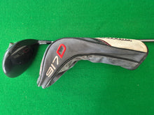 Load image into Gallery viewer, Titleist 917 D3 Driver 8.5° Stiff with Cover
