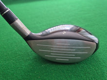 Load image into Gallery viewer, TaylorMade Burner 5 Wood LH 18° Stiff with Cover
