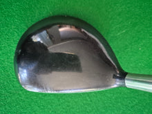Load image into Gallery viewer, Cleveland FL 3 Wood 15° Extra Stiff
