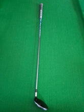 Load image into Gallery viewer, Cleveland FL 3 Wood 15° Extra Stiff
