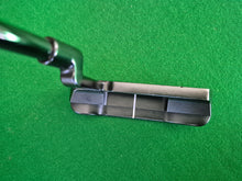 Load image into Gallery viewer, Odyssey Metal X Milled 1 Putter 34&quot; with Cover
