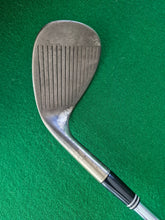 Load image into Gallery viewer, Cleveland Tour Action BRZ 900 Sand Wedge 56°
