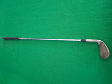 Load image into Gallery viewer, Cleveland Tour Action BRZ 900 Sand Wedge 56°
