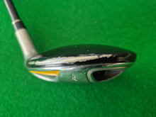 Load image into Gallery viewer, TaylorMade R7 Draw Rescue 4 Hybrid 22° Stiff with Cover
