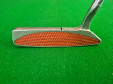 Load image into Gallery viewer, TaylorMade Nubbins B5s Putter 35&quot;
