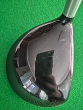 Load image into Gallery viewer, Cleveland Launcher FL 3 Wood 15° Stiff with Cover
