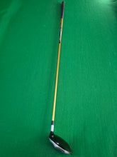 Load image into Gallery viewer, Cleveland Launcher FL 3 Wood 15° Stiff with Cover
