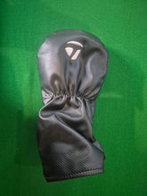 Load image into Gallery viewer, TaylorMade M4 Driver 9.5° Regular with Cover and New Grip
