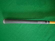 Load image into Gallery viewer, TaylorMade R7 ti 3 Wood Stiff with Cover
