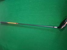 Load image into Gallery viewer, TaylorMade R7 ti 3 Wood Stiff with Cover
