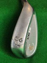 Load image into Gallery viewer, Cleveland CG16 Sand Wedge 56° with New Grip
