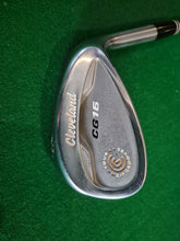 Load image into Gallery viewer, Cleveland CG16 Sand Wedge 56° with New Grip

