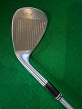 Load image into Gallery viewer, Cleveland CG16 Sand Wedge 56° with New Grip
