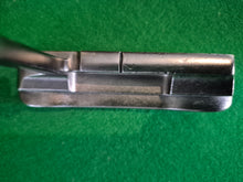Load image into Gallery viewer, Odyssey White Ice 1 Putter 35&quot;
