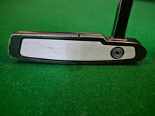 Load image into Gallery viewer, Odyssey White Ice 1 Putter 35&quot;
