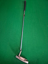 Load image into Gallery viewer, Odyssey White Ice 1 Putter 35&quot;
