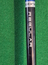 Load image into Gallery viewer, Cobra Fly XL 5 Wood LH 19° Regular with Cover
