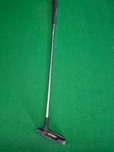 Load image into Gallery viewer, Odyssey Metal-X 6 Putter 35&quot; with New Grip
