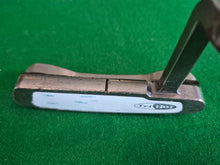 Load image into Gallery viewer, Odyssey Tri Hot #3 Putter 35&quot; with New Grip
