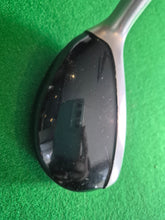 Load image into Gallery viewer, Srixon AD 5 Hybrid 24° Stiff with New Grip
