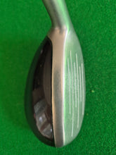 Load image into Gallery viewer, Srixon AD 3 Hybrid 18° Stiff with New Grip
