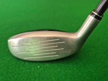Load image into Gallery viewer, Srixon AD 3 Hybrid 18° Stiff with New Grip
