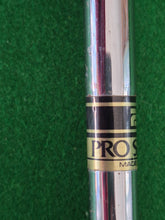 Load image into Gallery viewer, Fearless Tour II Irons 3 - 9 Regular
