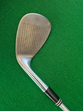 Load image into Gallery viewer, Cleveland CG12 Gap Wedge 52°
