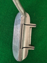 Load image into Gallery viewer, Fazer Wizard Golf Chipper LH
