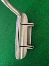 Load image into Gallery viewer, Fazer Wizard Golf Chipper LH
