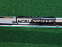 Load image into Gallery viewer, Cleveland RTX-3 V-MG Lob Wedge 60° with New Grip
