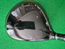 Load image into Gallery viewer, Callaway Mavrik Driver 9° Adjustable loft Regular with Cover
