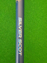 Load image into Gallery viewer, Tommy Armour Silver Scot 5 Hybrid 25° Uniflex

