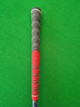 Load image into Gallery viewer, Tommy Armour Silver Scot 5 Hybrid 25° Uniflex
