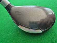 Load image into Gallery viewer, TaylorMade SLDR 3 Rescue Hybrid 19° Adjustable Loft Regular with Cover
