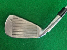 Load image into Gallery viewer, Ping i-Series E1 Irons 4 - PW Black Dot Regular
