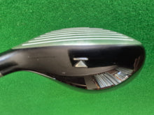Load image into Gallery viewer, Titleist 906F2 Fairway 3 Wood 15° Stiff with Cover
