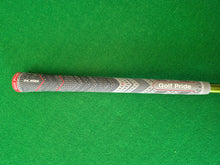 Load image into Gallery viewer, Titleist 906F2 Fairway 3 Wood 15° Stiff with Cover

