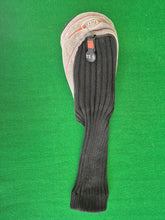 Load image into Gallery viewer, Titleist 906F2 Fairway 3 Wood 15° Stiff with Cover

