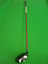 Load image into Gallery viewer, TaylorMade R9 Supertri Driver LH 9.5° Adjustable loft Stiff
