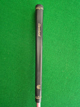 Load image into Gallery viewer, Cleveland Classic Collection 3 Putter 35&quot;
