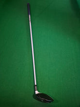 Load image into Gallery viewer, TaylorMade M2 Fairway 3 Wood 15° Stiff

