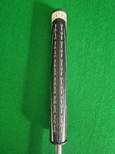 Load image into Gallery viewer, Ping Craz-E Putter 35&quot; Black Dot with New Super Stroke Grip
