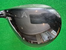 Load image into Gallery viewer, Callaway Mavrik Driver 9° Adjustable loft Extra Stiff with Cover and New Grip
