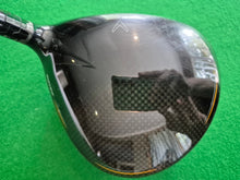 Load image into Gallery viewer, Callaway Mavrik Driver 9° Adjustable loft Extra Stiff with Cover and New Grip
